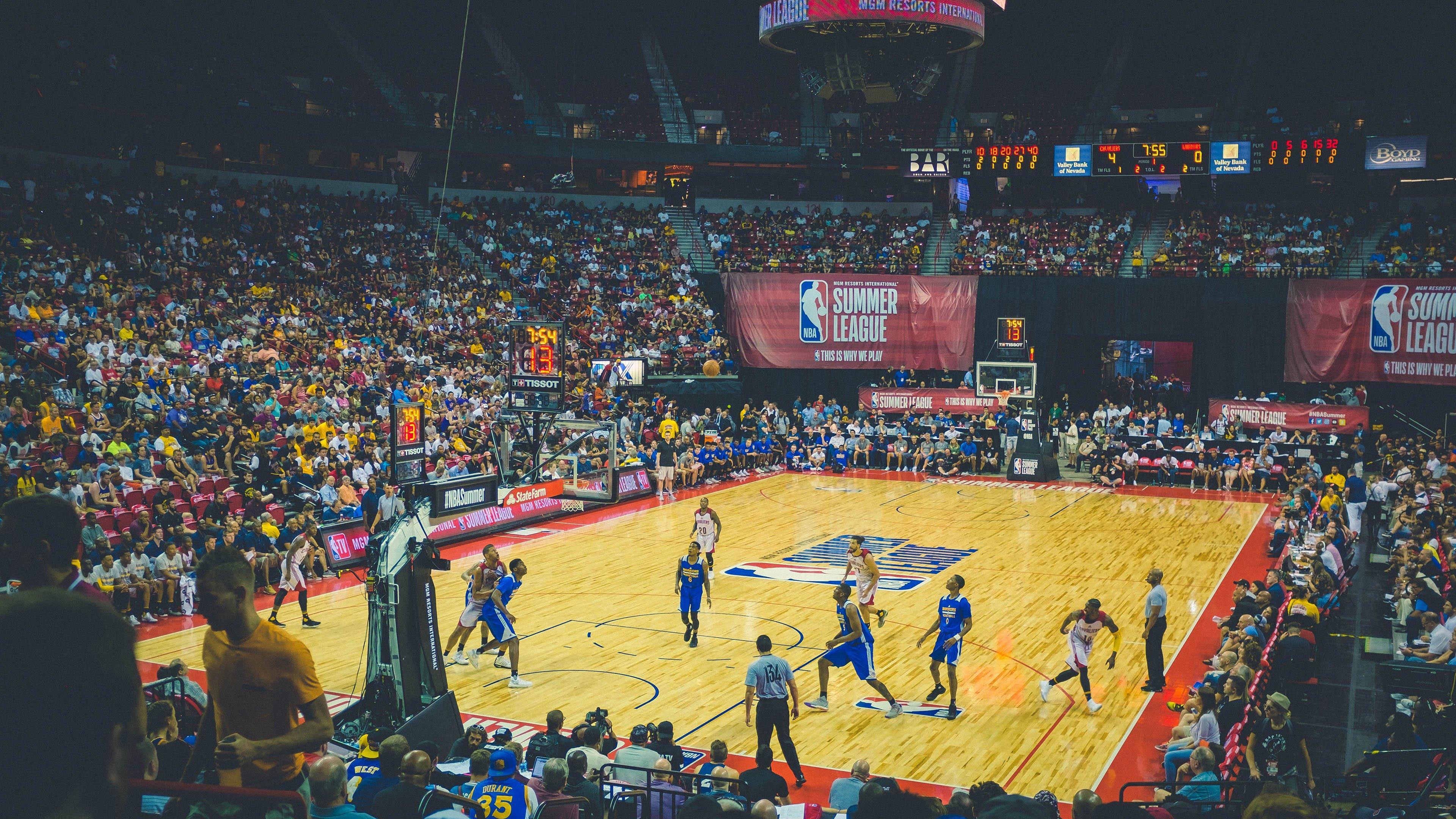 莫斯克拉的防守艺术,超越临时角色,彻底锁死凯恩的全面贡献